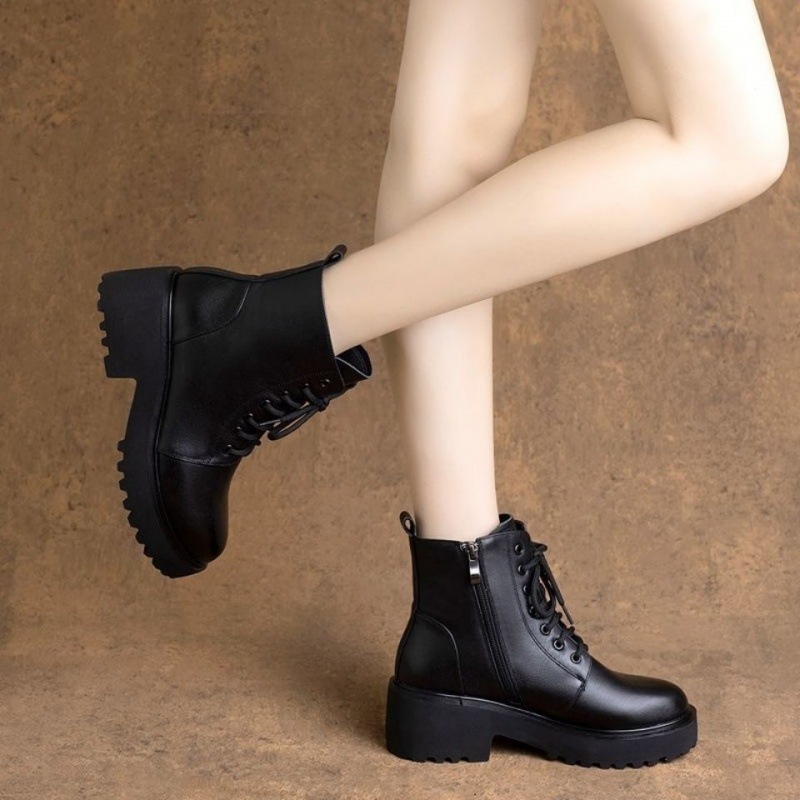 Echtes weiches Leder Martin 2024 Neue Herbst-/Wintermode Dicker Absatz Schnürstiefel für Kinder Vielseitige Stiefel Damenschuhe_voghion.com