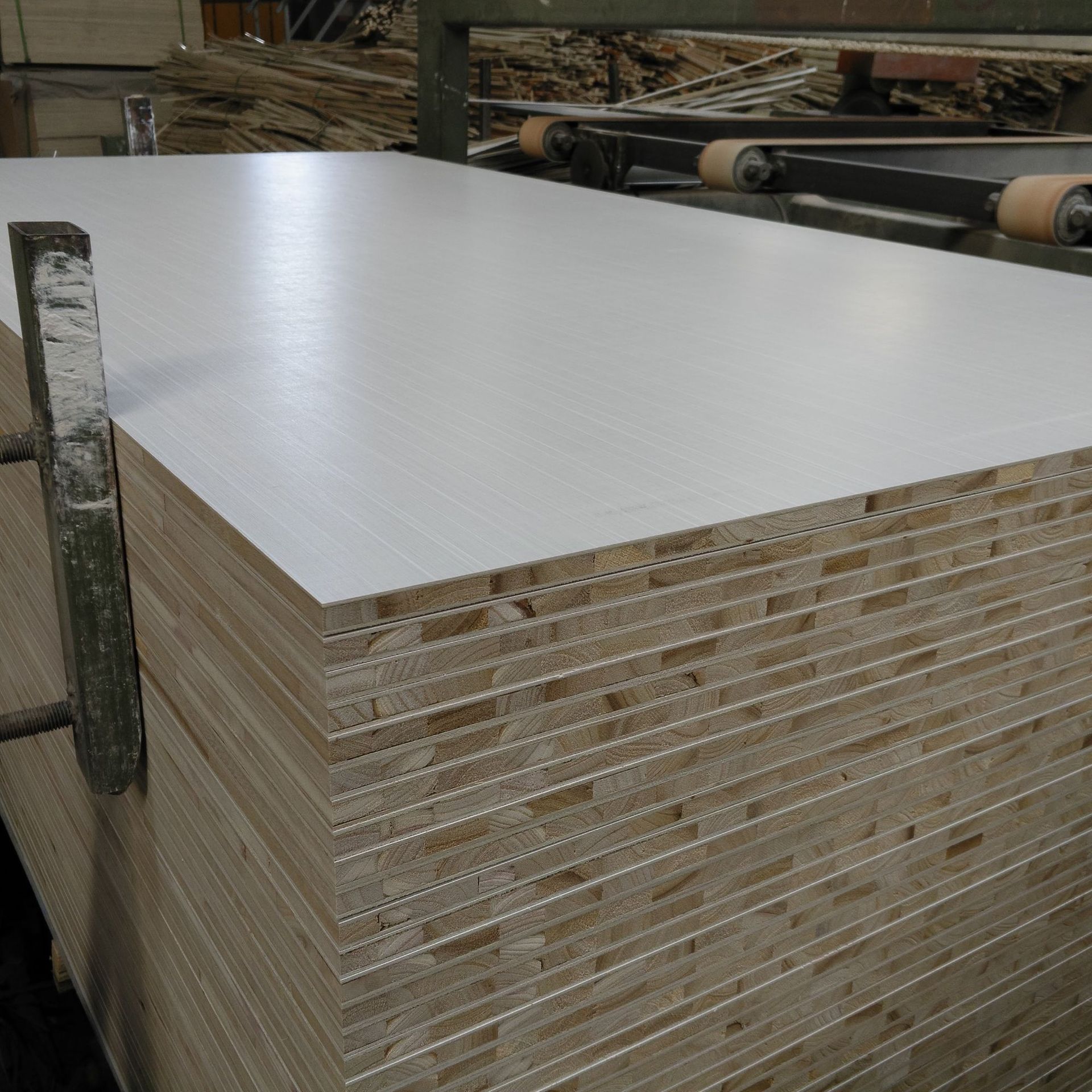 7761b1e5e1c270d6ec76bc5823412f