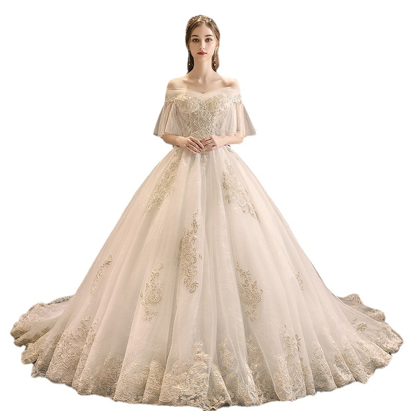 Nuevo vestido de novia 2026 para novias de baja estatura, vestido de princesa francés de estilo forestal con hombros descubiertos, ideal para fotografía de viajes.