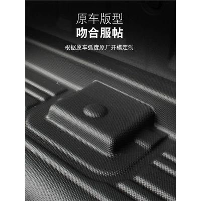 Motorcycle trunk, Icar V23 Trunk Storage