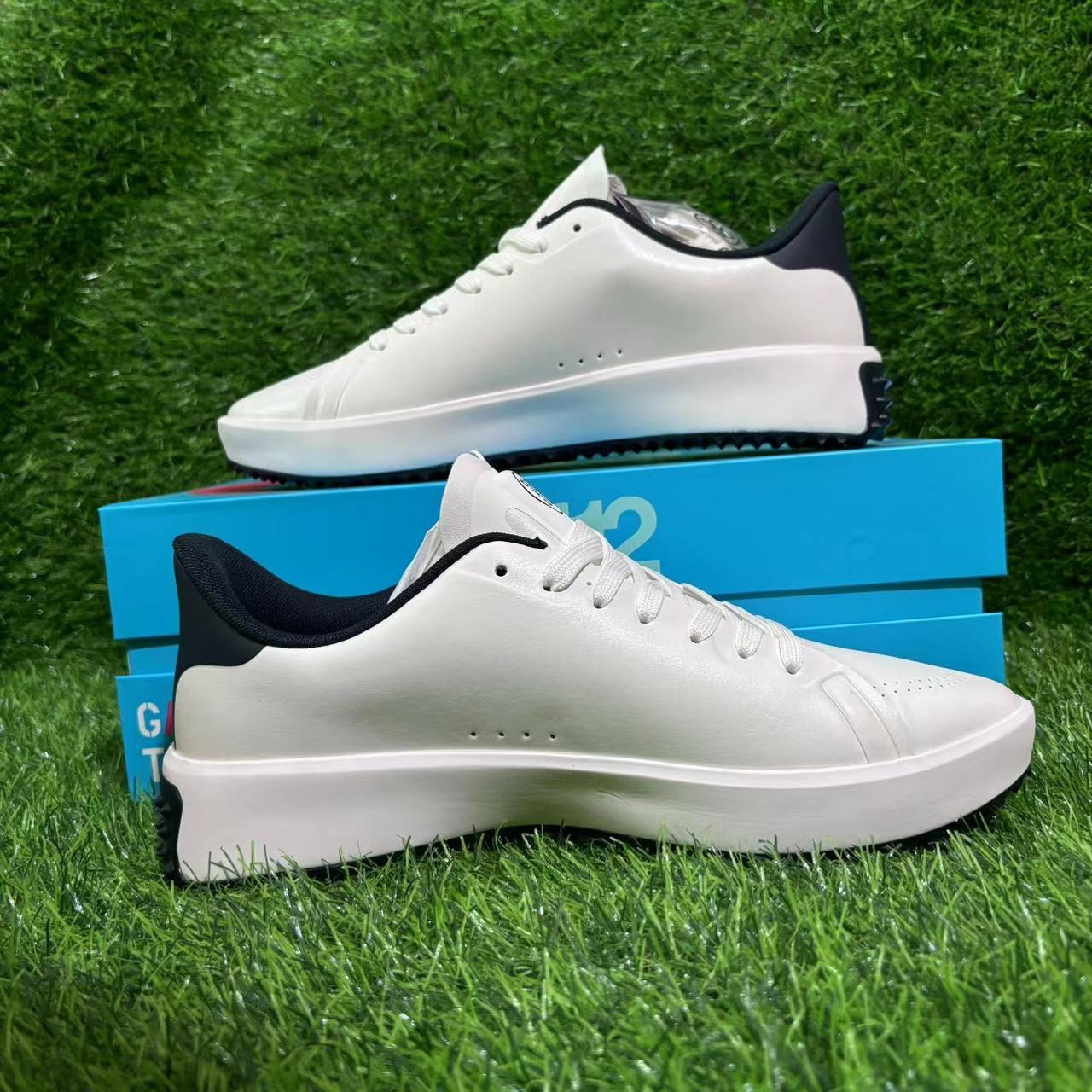 g112 화이트 블루