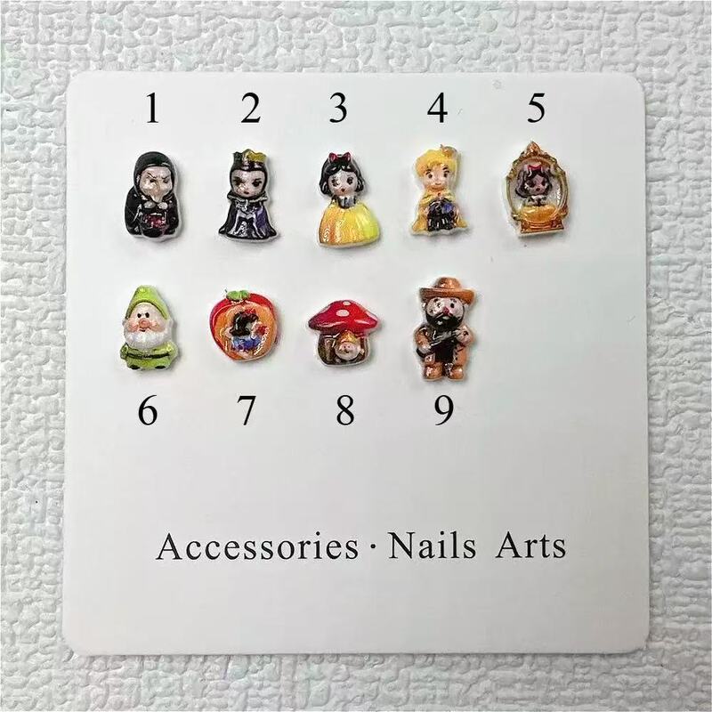 Snow White and the Seven Dwarfs nail art decorations, cute princess-themed nail art for students, anime-style nail art, DIY nail art Snow White and the Seven Dwarfs nail art decorations, cute princess-themed nail art for students, anime-style nail art, DIY nail art