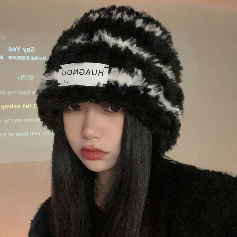 冬季帽子新款针织女毛线条纹显脸小毛绒保暖加厚大头围护耳堆堆帽