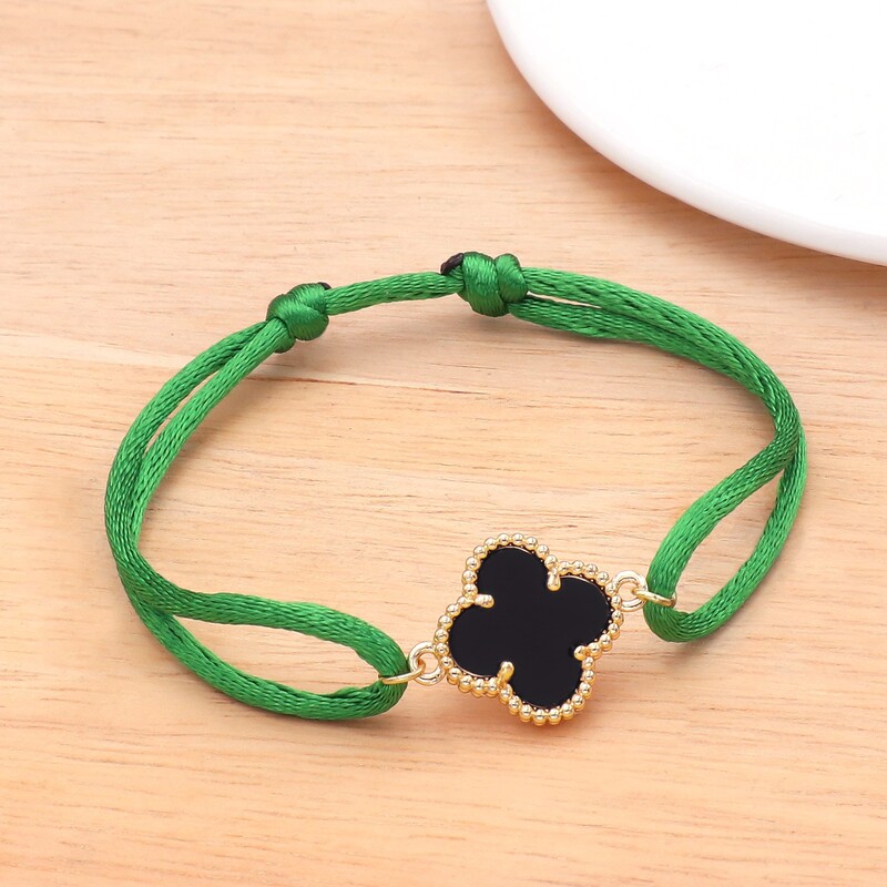 Stylish Stainless Steel Clover Pendant Bracelet Hand-Woven Lucky Black and Red Rope Poly Gift Stylish Stainless Steel Clover Pendant Bracelet Hand-Woven Lucky Black and Red Rope Poly Gift