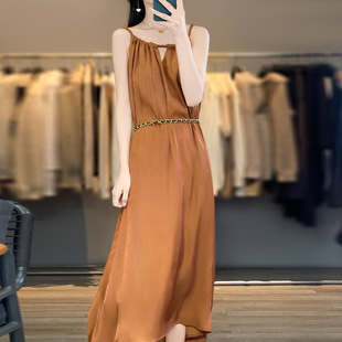 �ļ��¿�߼��е����B��ȹŮ�z�⾄�淨ʽ�h��Ⱥ�ȼ��L���ɱ���ȹ