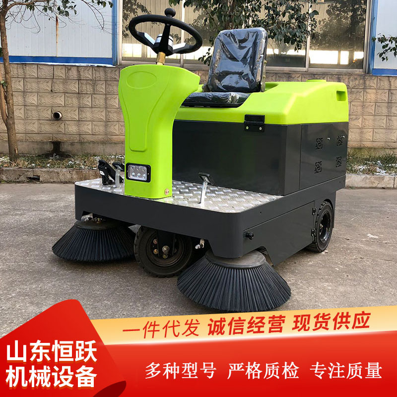 供应驾驶式扫地车 小区物业扫地车 商用电动吸尘清扫车