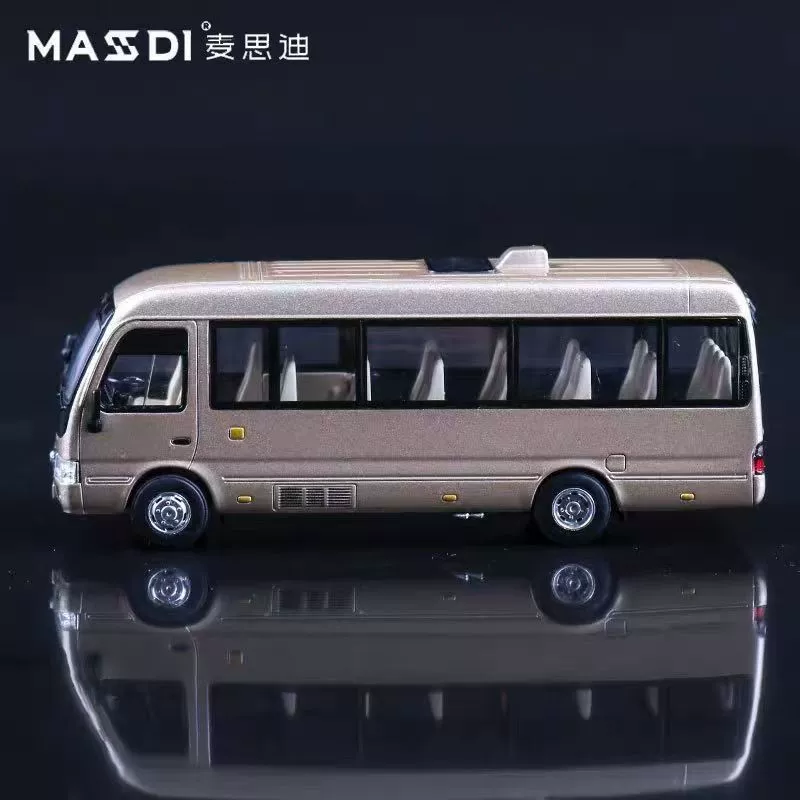 Модель автобуса Toyota Coaster 1:64 металл