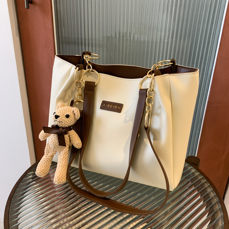 Bolsa de gran capacidad para mujeres 2025, nueva moda de otoño y invierno, bolso de hombro de mujer, sensación de alto nivel, bolso de viaje de clase para estudiantes image 9