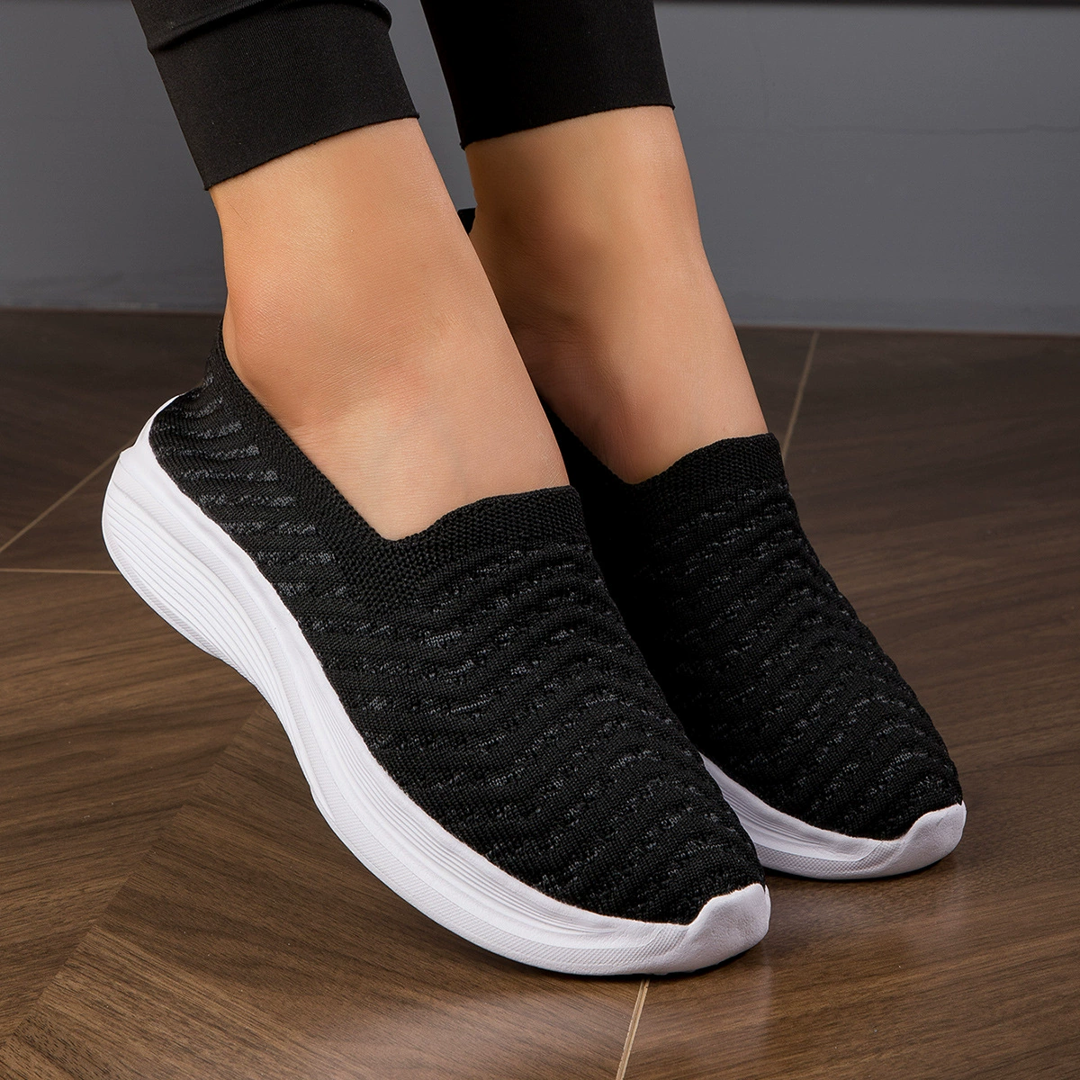 Новая трансграничная большая размер легкая женская обувь носки обувь летающая сетка повседневная обувь дышащая легкая спортивная обувь женская дикая