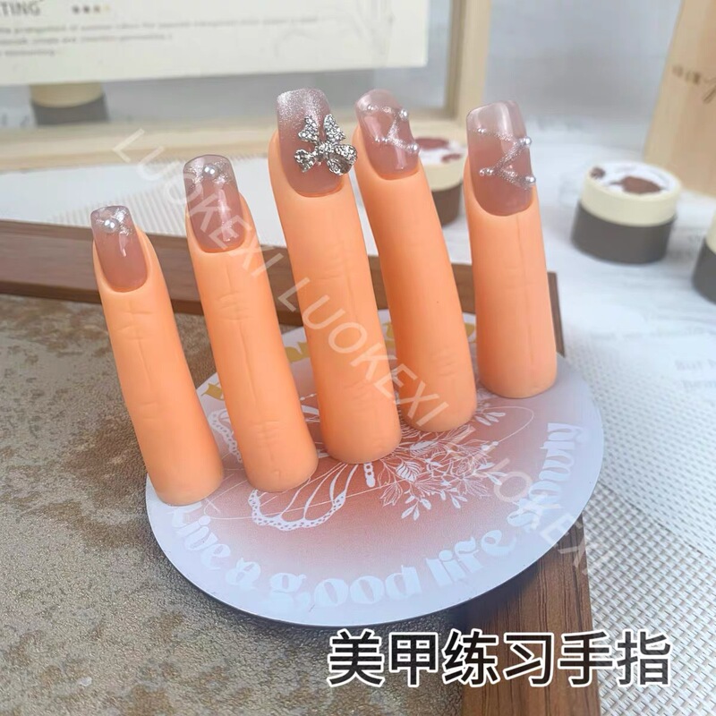 Beginner Nail Art Practice Tools Finger Molds Wearable Nail Display and Photography Simulation Fake Fingers with Magnets Set of Five Beginner Nail Art Practice Tools Finger Molds Wearable Nail Display and Photography Simulation Fake Fingers with Magnets Set of Five