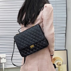 新しいビジネスニッチバックパック女性の通勤ハイエンド西洋スタイル小さな香りスタイル菱形カレッジハンドバッグ 2025 トレンド