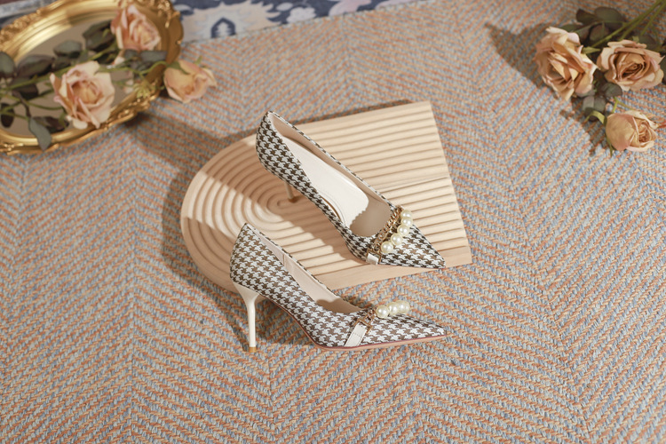 Xiao Xiangfeng High Heels Spring Pointed French Single Shoes Thousand Bird Plaid Temperament Celebrity Fine Heel Bridesmaid Shoes_voghion.com
