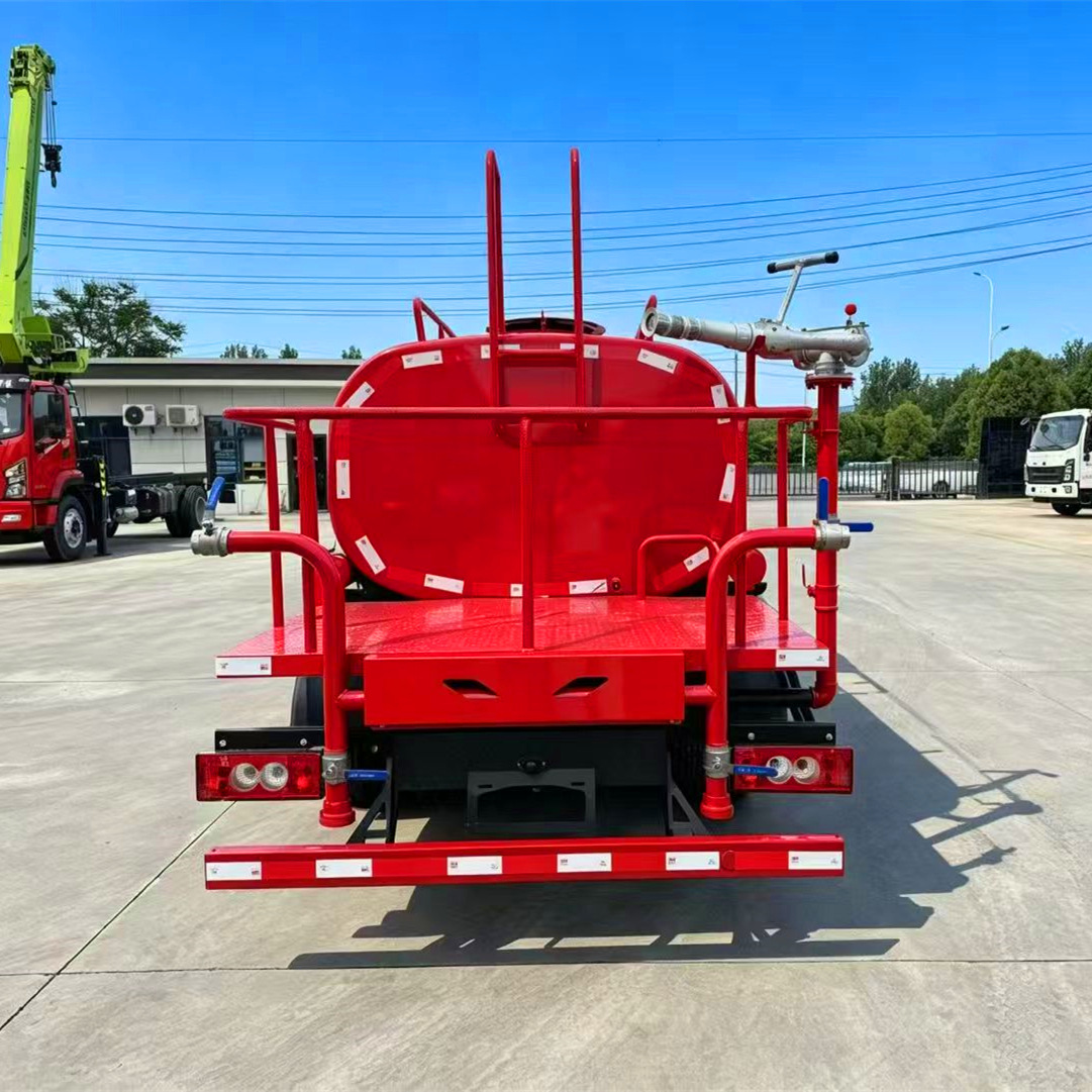 Blue license plate Foton 3-ton emergency water tanker, available for installment purchase. Cross-border export, foreign trade fire truck, right-hand drive water tanker