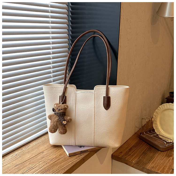Túi tote nữ quai đeo vai và cầm tay cỡ lớn phong cách tối giản, chất liệu PU mềm — Gạo trắng không có mặt dây chuyền, Màu cà phê Không có mặt dây chuyền, Màu nâu không có mặt dây chuyền, Rượu vang đỏ không có mặt dây chuyền chi tiết 14