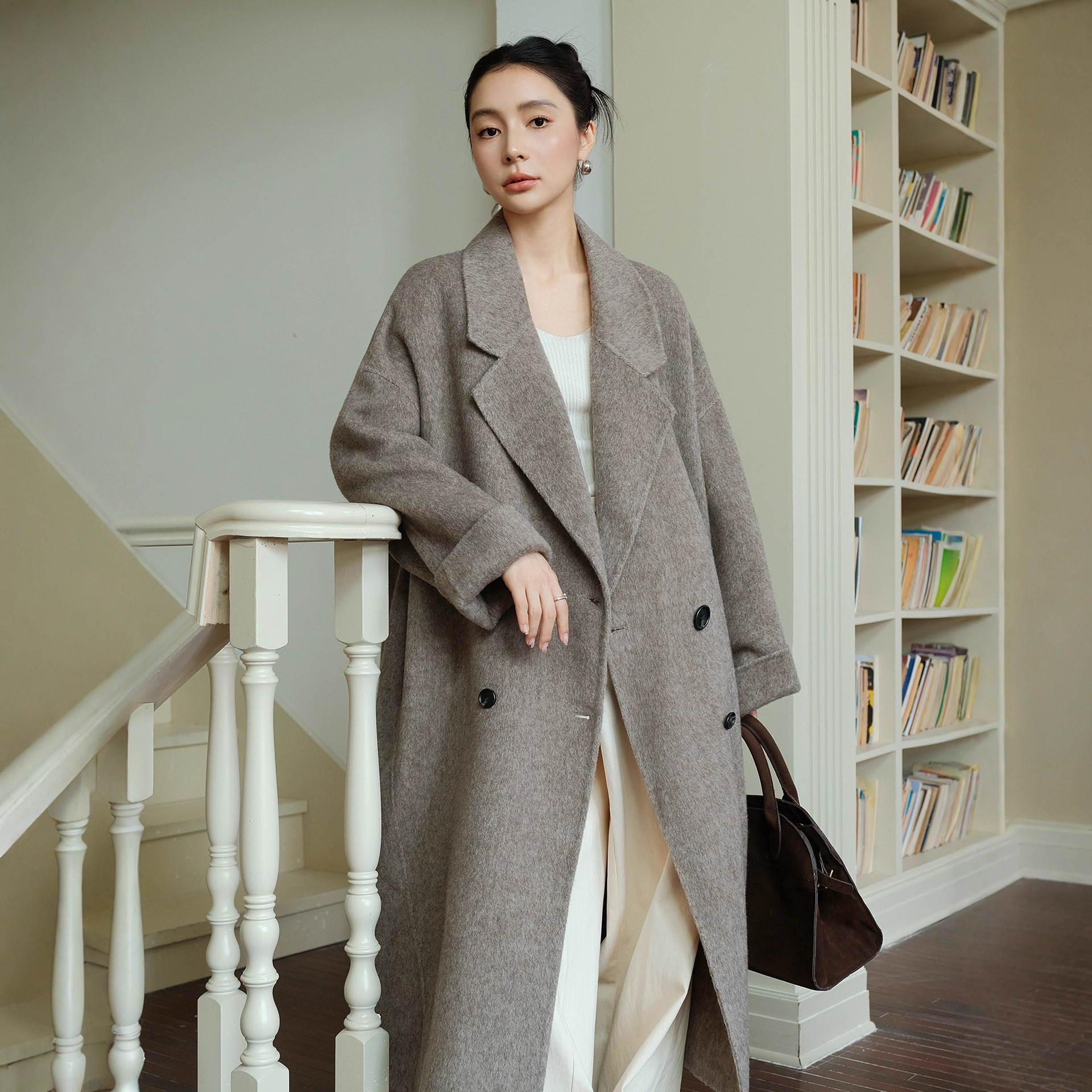 Seine River Sunset 2025 Autumn New Double-Sided Wool Coat Yak Velvet Cocoon Jacket Women's Mid-Length Light Luxury