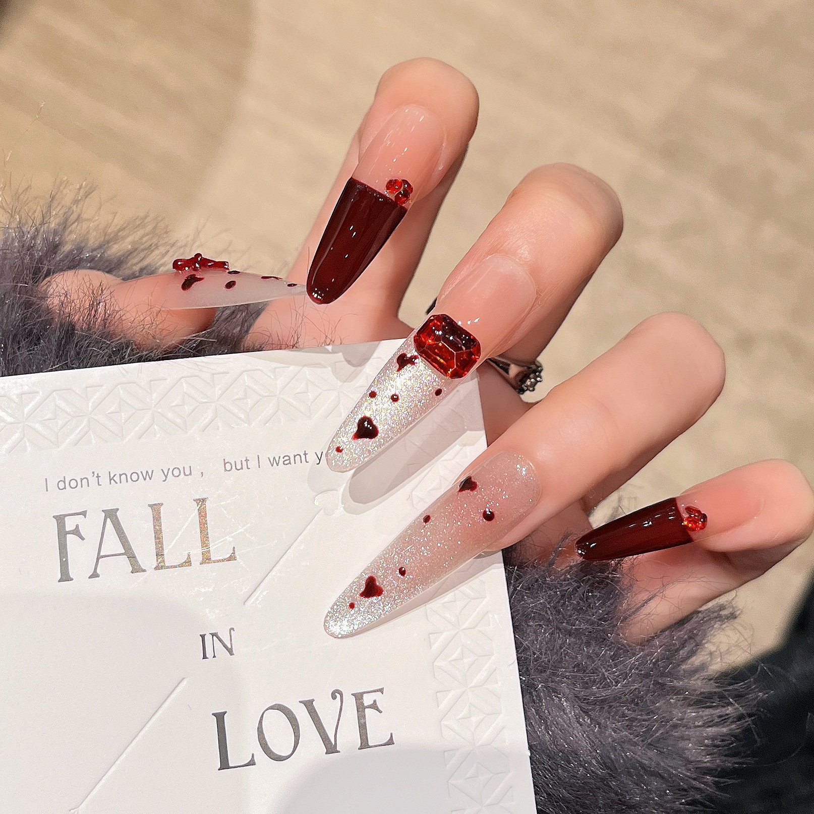 Uña hecha a mano de Año Nuevo rojo blanqueador parche de uñas parche de uñas de manicure largo puro parche de uñas hechas a mano 4.0
