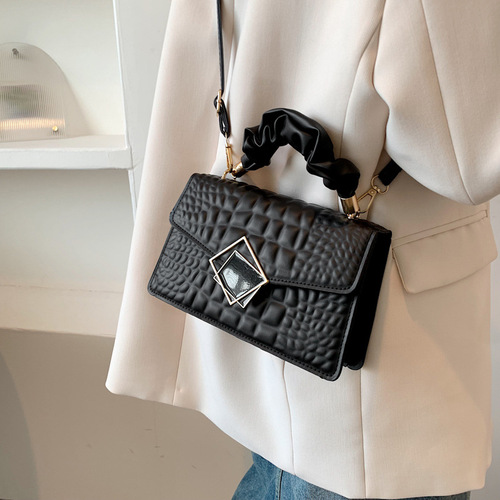 Crossbody bag for women, small square bag, stylish single-shoulder bag, 2025 trend, plain color crocodile pattern small bag, casual bag