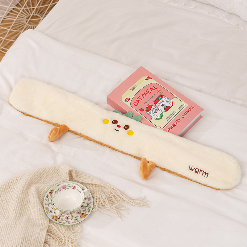 Cartoon toast larga bolsa de agua caliente estirada bolsas de plomería para dormir cama caliente espesación de los pies regalos para chicas