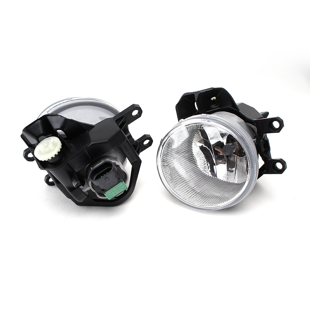 Aplicable 12 13 14 15 años Toyota innovar conjunto de lámpara de niebla delantera importado Inova lámpara de barra de luz de choque