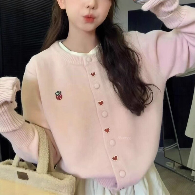 Korean Style Autumn and Winter New Sweet Strawberry Heart Decoration Round Neck Gentle Style Versatile Knitted Cardigan Women's Age-Reducing Sweater Korean Style Autumn and Winter New Sweet Strawberry Heart Decoration Round Neck Gentle Style Versatile Knitted Cardigan Women's Age-Reducing Sweater