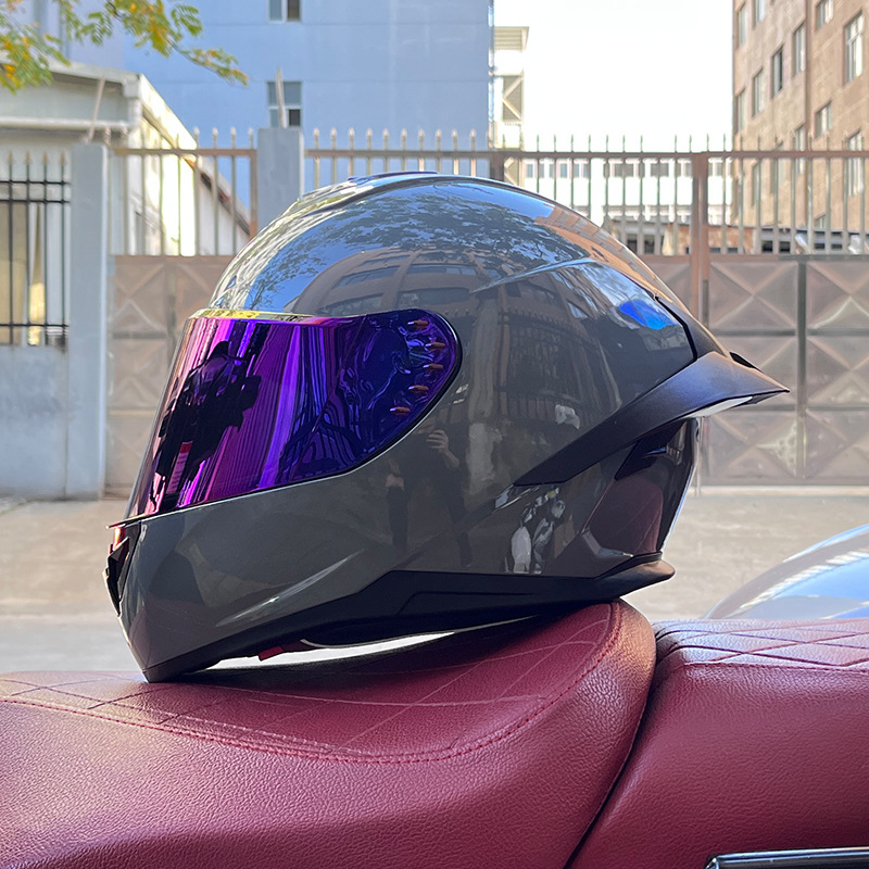 Casco de motocicleta Orz para hombres y mujeres, casco integral de verano con gran alerón trasero para todas las estaciones, certificado por DOT, transfronterizo.