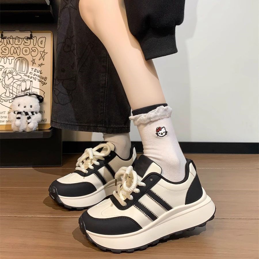 Zapatos deportivos ligeros para mujeres, zapatos Gump pequeños, primavera de 2025 nuevos zapatos de suela suave, zapatos de suela gruesa