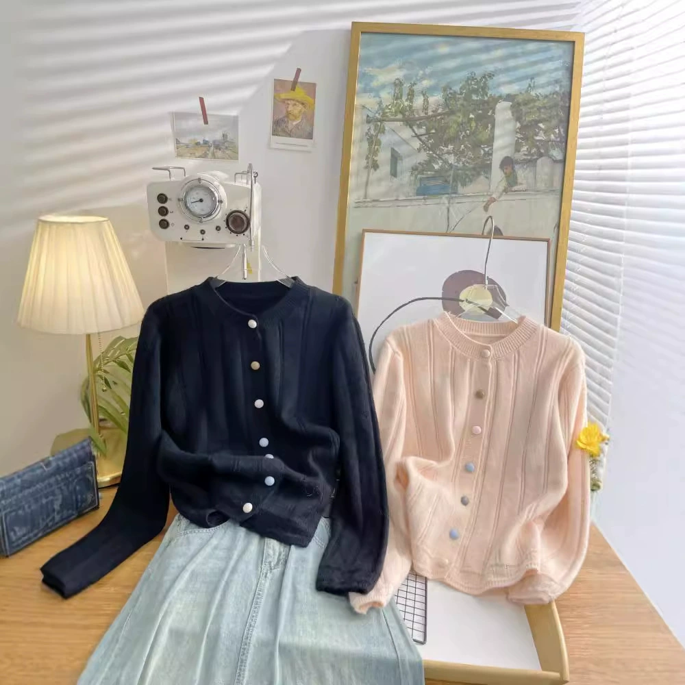 Женская одежда больших размеров, милый и нежный простой вязаный кардиган с круглым вырезом для женщин, осенне-зимний новый стиль, слегка пухлый многослойный топ 4603