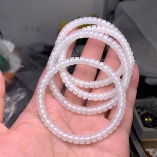 ���S���l ��Ȼ�������ຣ���ϰ���ֱ��șƬ4&times;6m��Ȧ�ִ� һ����