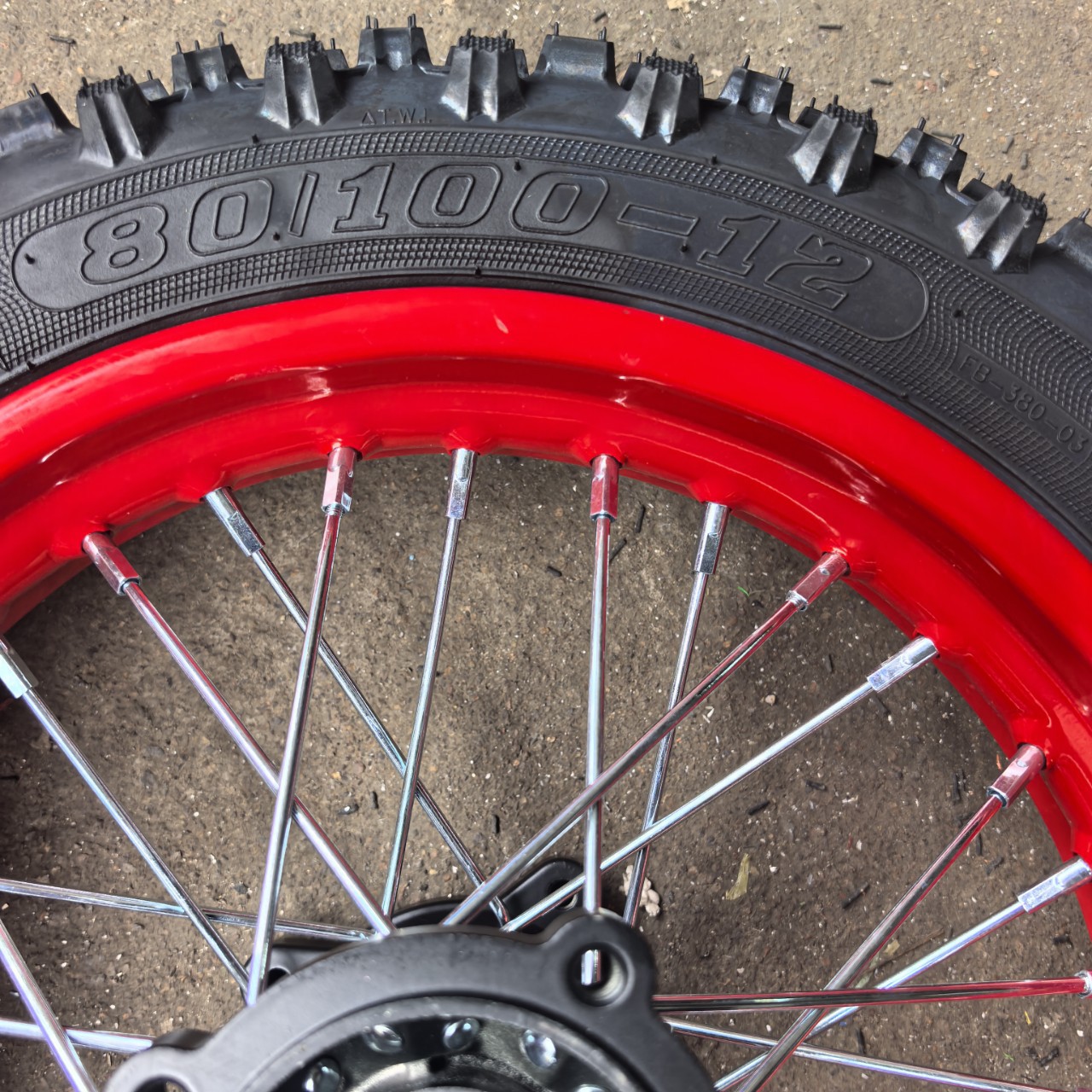 Electric off-road motorcycle front wheel 90/100-14, rear wheel 110/90-16, hub, wheel mesh, large-tooth tire assembly