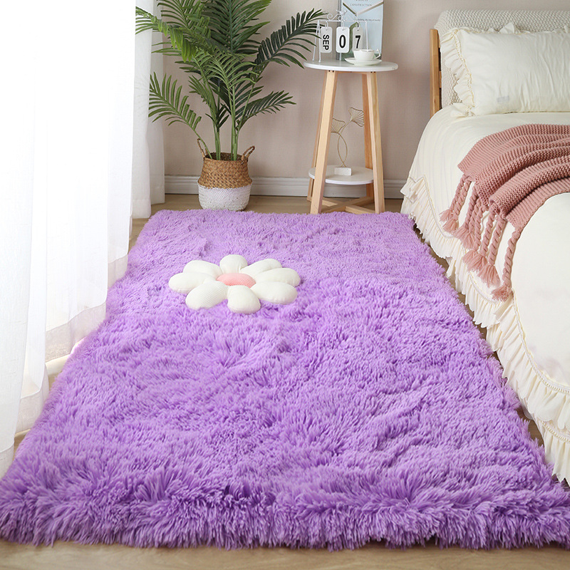 Alfombra mullida para dormitorio – tapete largo junto a la cama o sala, felpa suave, estilo acogedor