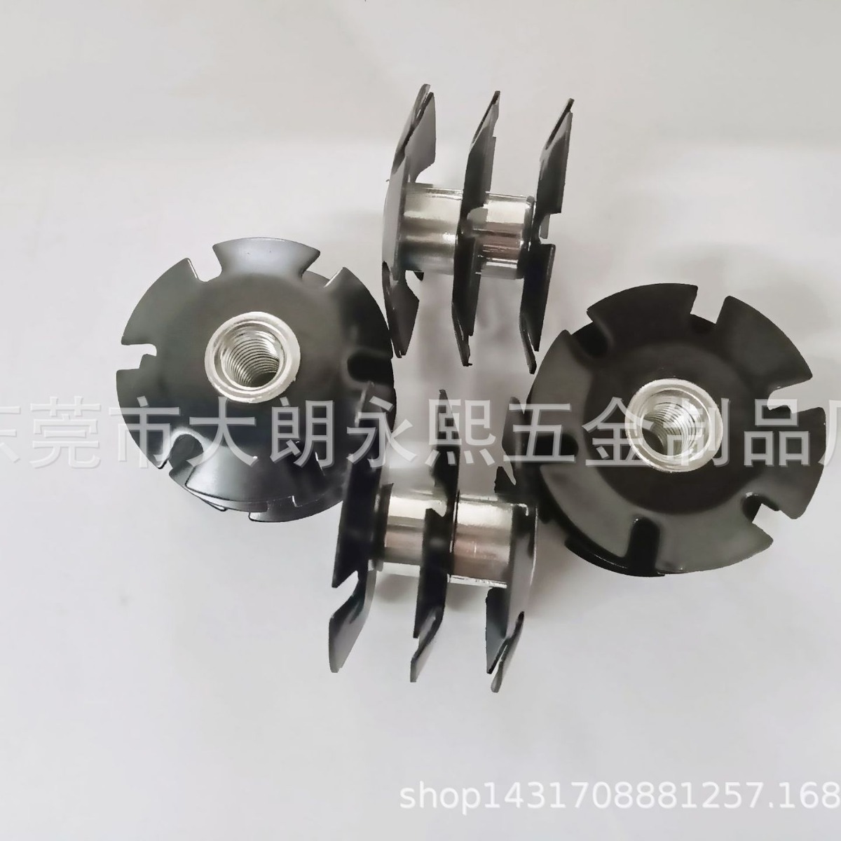 多层M8*38.5管内塞梅花弹片。代替焊接螺母