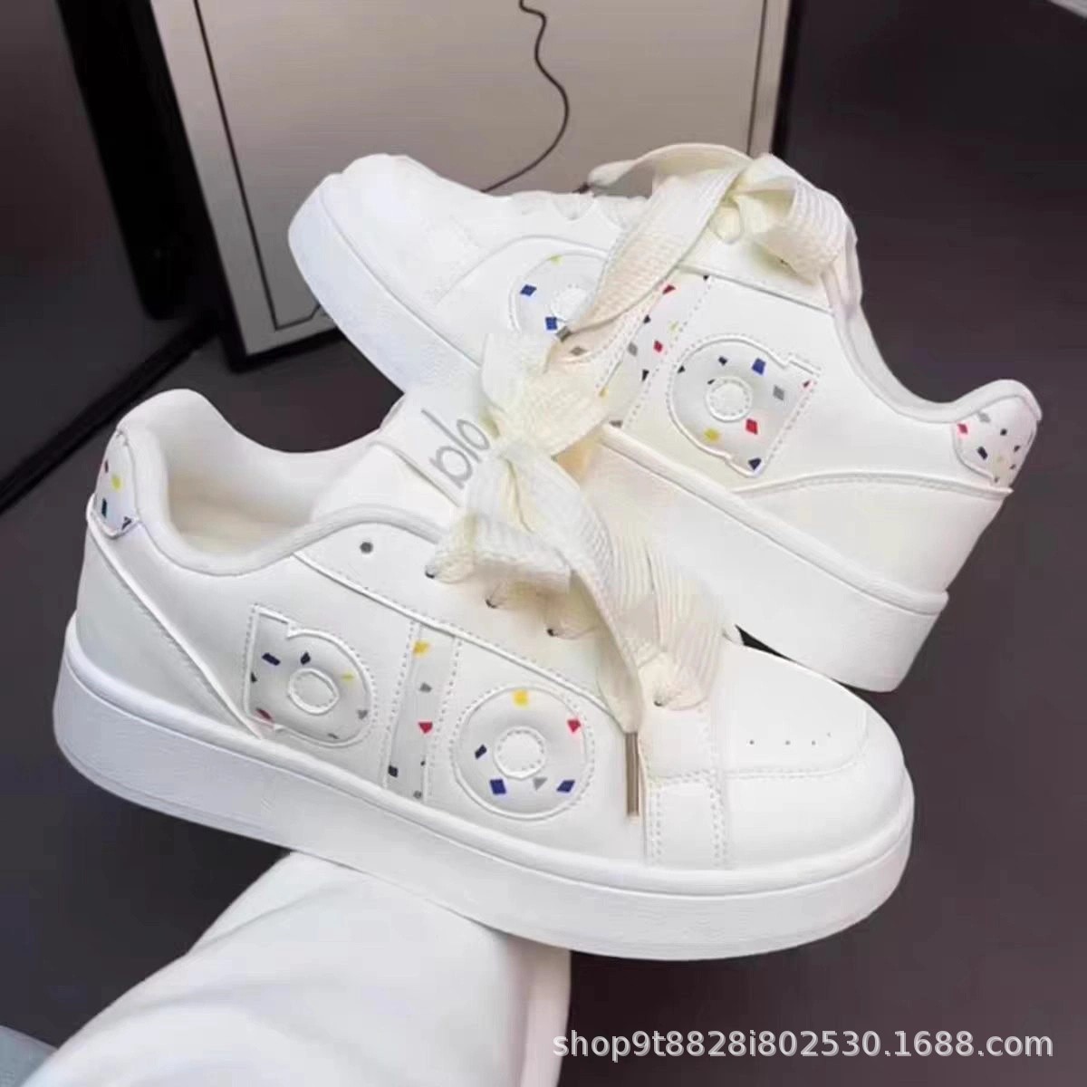 3543 otoño y invierno nuevo estilo de escuela de viento de fondo grueso deportivo de ocio universal Zhao Lu Si con el mismo nicho de diseño de zapatos de skate de estilo de port