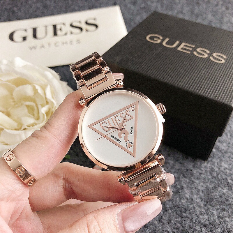 Women's Gold-Tone Triangle Pattern Dial Watch, Quartz Watch with Irregular Dial for Women, Exclusively Available for Cross-Border Sales