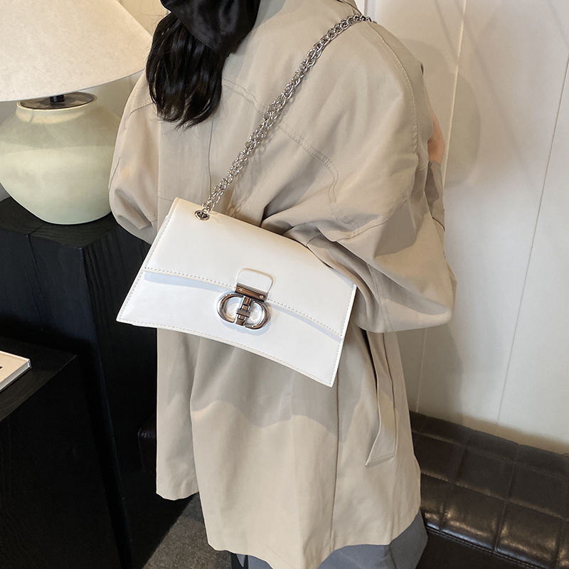 Bolso debajo de la axila para mujeres 2024 verano nuevo estilo de moda versátil bolso cuadrado pequeño nicho coreano de alta calidad bolso de moda