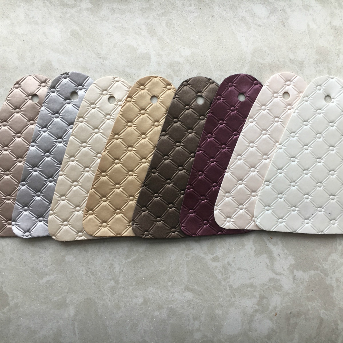 低价促销仿超纤皮革 半PU墙体软包 格纹汽车用皮