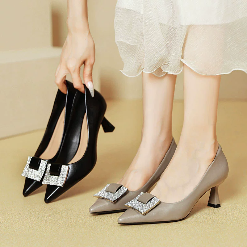 Женские туфли-лодочки на высоком каблуке с заостренным носком, новые модели 2025 года, средний каблук, весна-осень, черные, элегантные, из мягкой кожи, французские туфли.