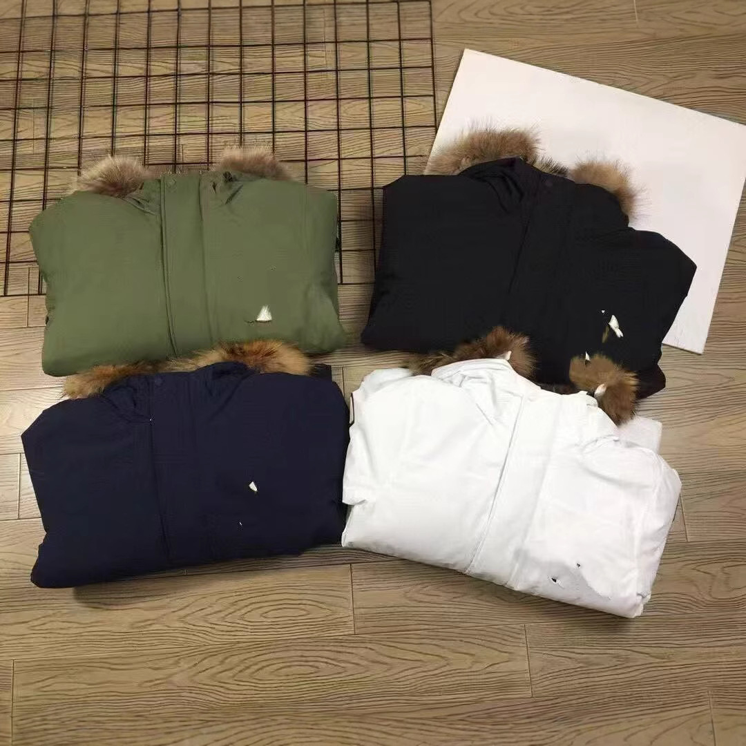 ML*家经典款大标毛领休闲宽松加厚户外男女情侣款工装羽绒服