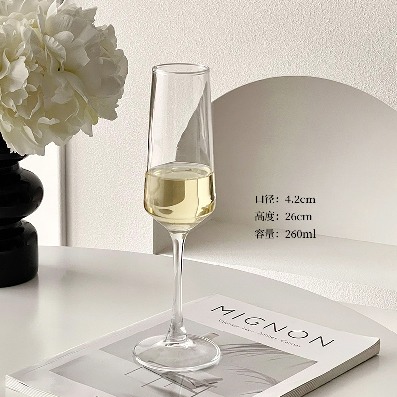 Copa de champán de alto valor Copa de vino de vidrio alto de cristal francés Copa de vino tinto de lujo ligero para el hogar Copa de vino espumoso