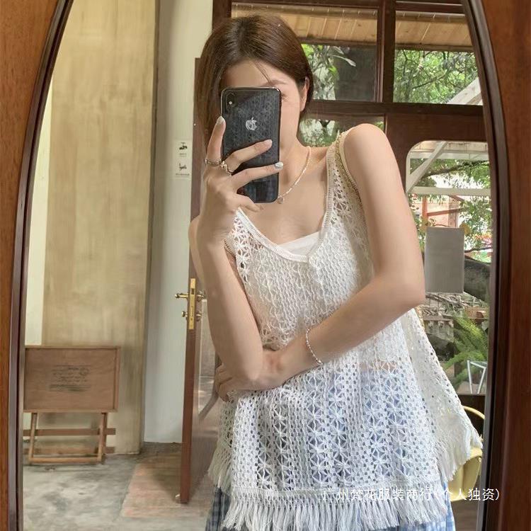 Hong Kong-style Western-style Meat-covered Small Shirt Vest Tassel Hollow Out-wearing Blouse Top Sleeveless Autumn Mesh Short Sling