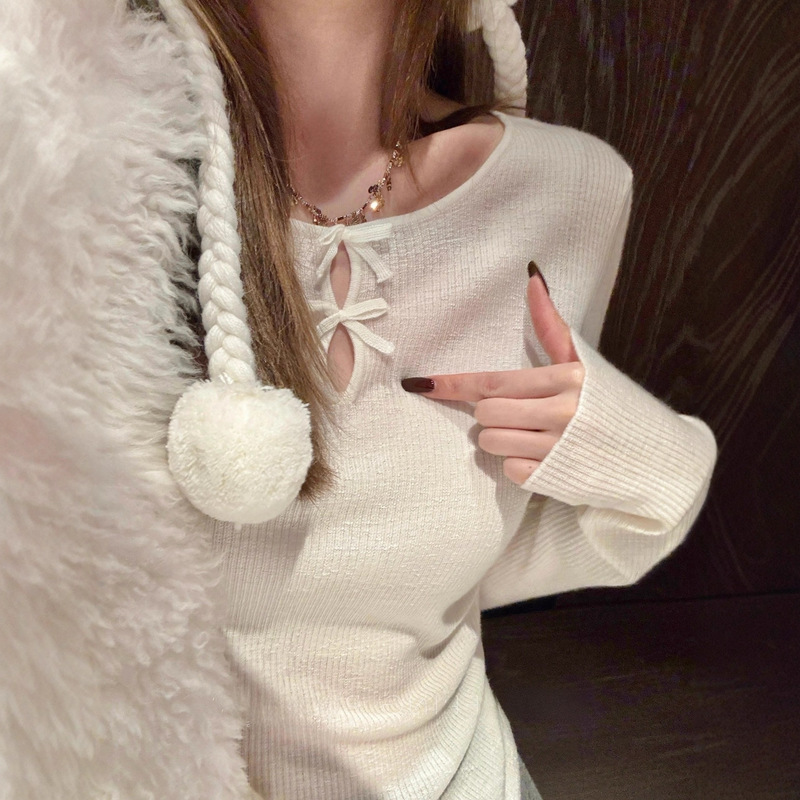 Machine Washable 100% Wool 16-Gauge Fine Knit Hollow-Out Bow Knit Sweater Slim Fit Base Layer Top