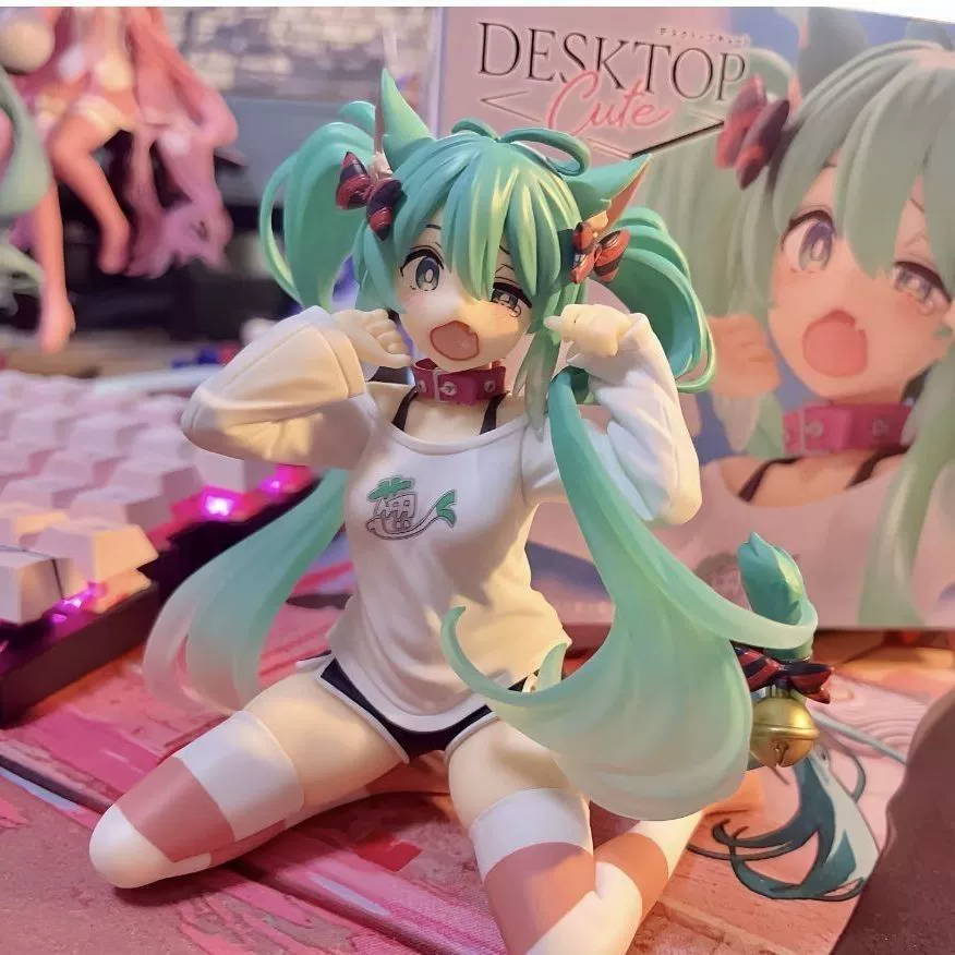 Хатсуне Мику будущий кот ухоженный короткий рукав пижама Мику Мику пейзаж настольная модель аниме транспорт скролл подарки