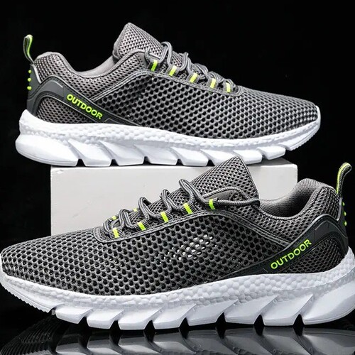 Men's 2025 Spring New Trend Couple's Hollow Shoes Outdoor Water Shoes Fashion Sandals Large Mesh Shoes