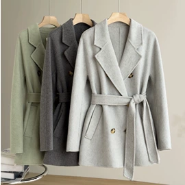 小西装;半身裙;女式衬衫