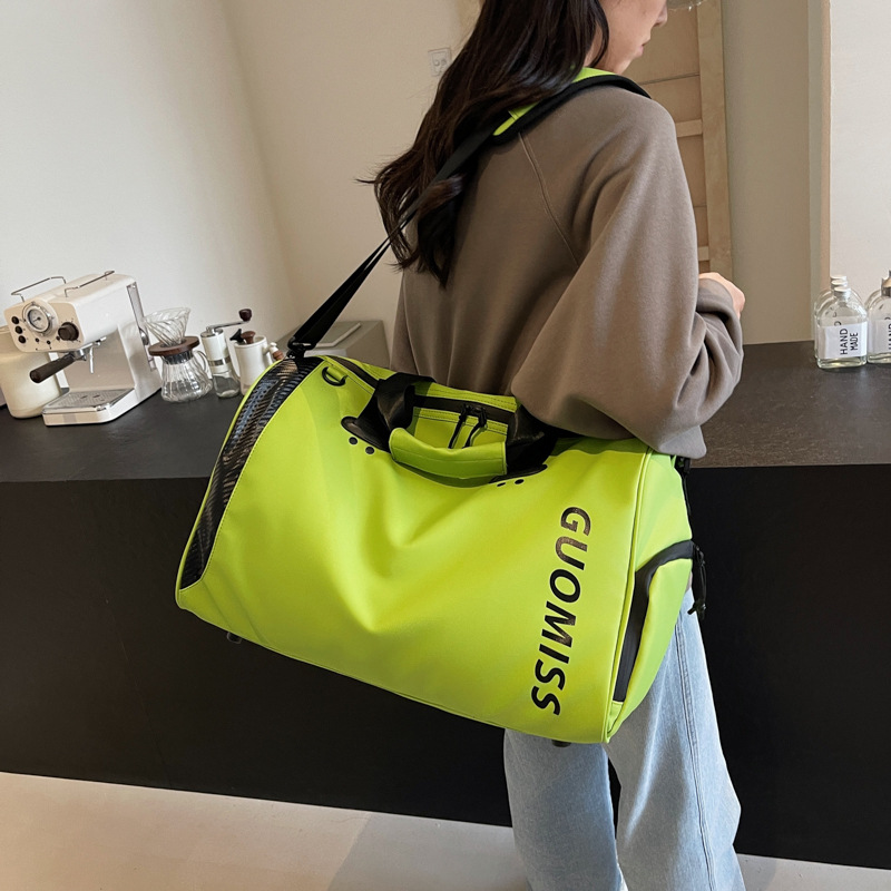 trend travel bag wet and dry separation