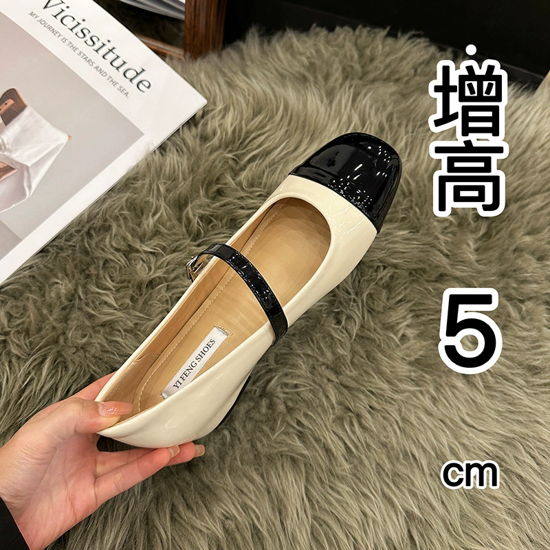 Xiao Xiangfeng с мелким ртом плоская подошва одиночная обувь женская 2025 новая квадратная голова черно-белая лакированная кожа увеличила обувь Mary Jen