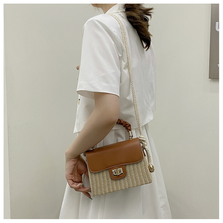 Flip Cover Closure Type Single Shoulder Strap Strap Type Women's Medium All Seasons Straw Fashion Straw Bag