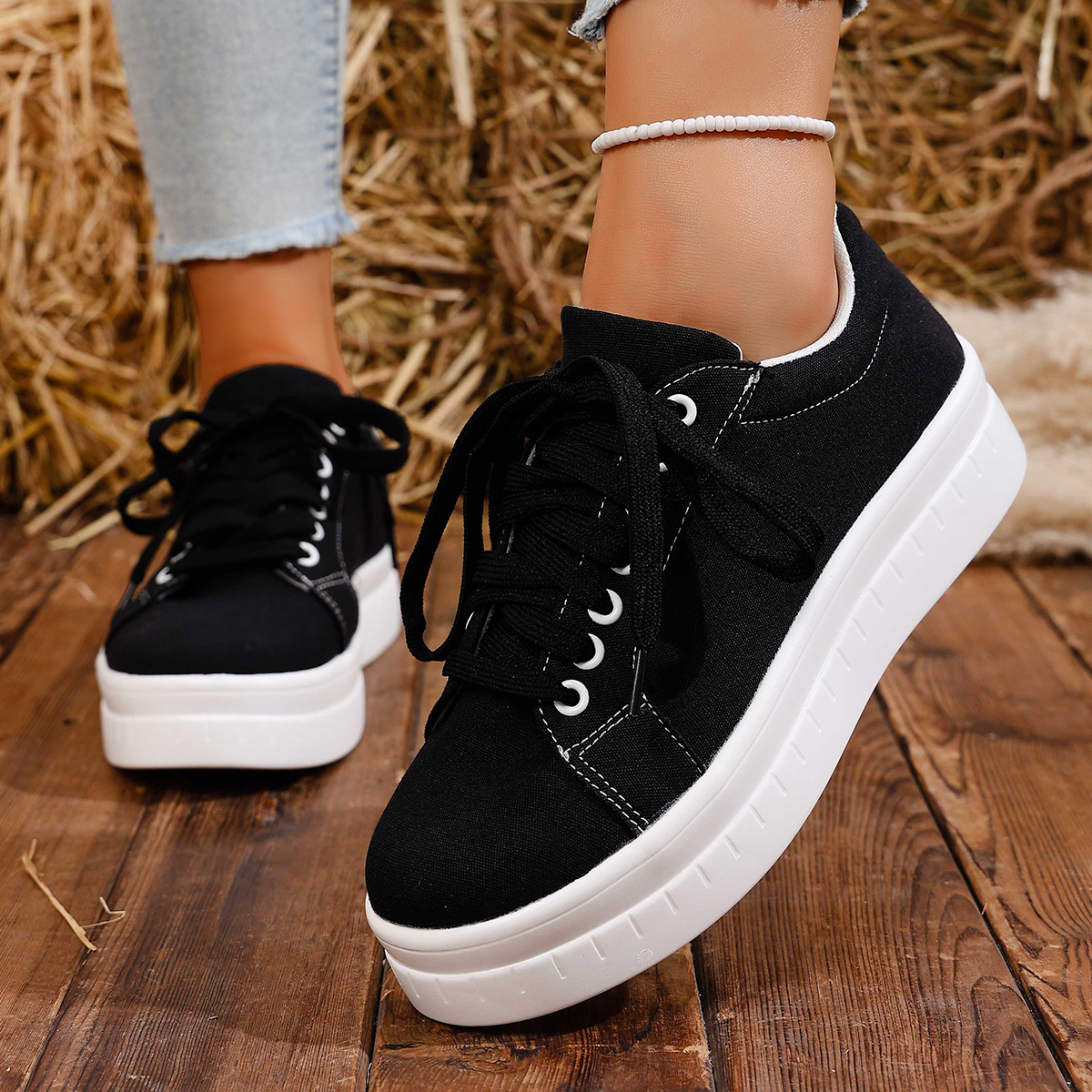 Women's Plus Size Lace-Up Round Toe Casual Shoes Thick Sole European American Style Sneakers Size 43 For Autumn_voghion.com