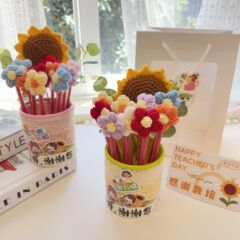 教师节礼物2025新款红笔花束笔筒创意礼物教师节创意小礼品笔筒花