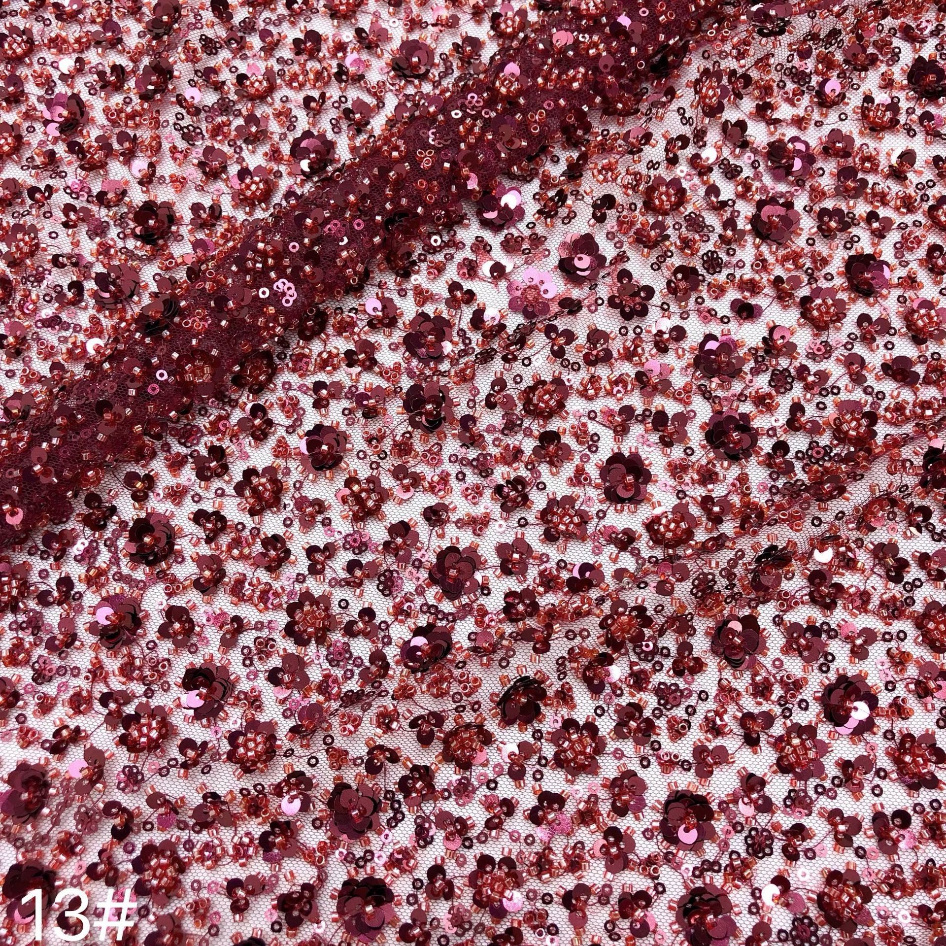 Fábrica de stock de alta densidad pequeña flor de ciruela lenteja tubo de perlas tela bordada vestido de boda zapatos sombreros bolsas joyas tela