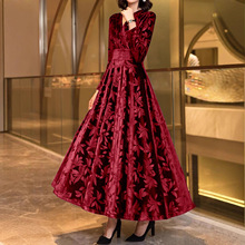 2025跨境女装秋季新款连衣裙法式高级感优雅长袖晚礼服金丝绒裙子